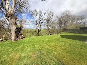 Photo 30- click for photo gallery